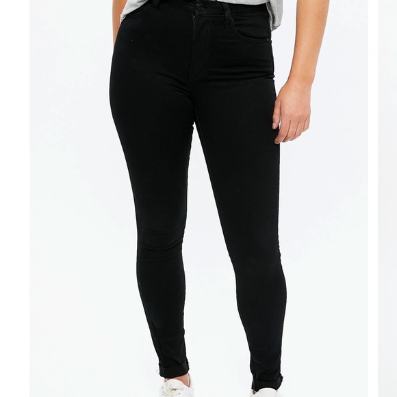 Black skinny high rise jean - Picture 3 of 6